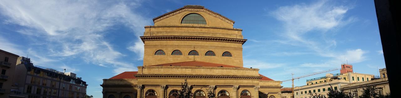 Bed and Breakfast La Finestra Sul Massimo Palermo Exterior foto